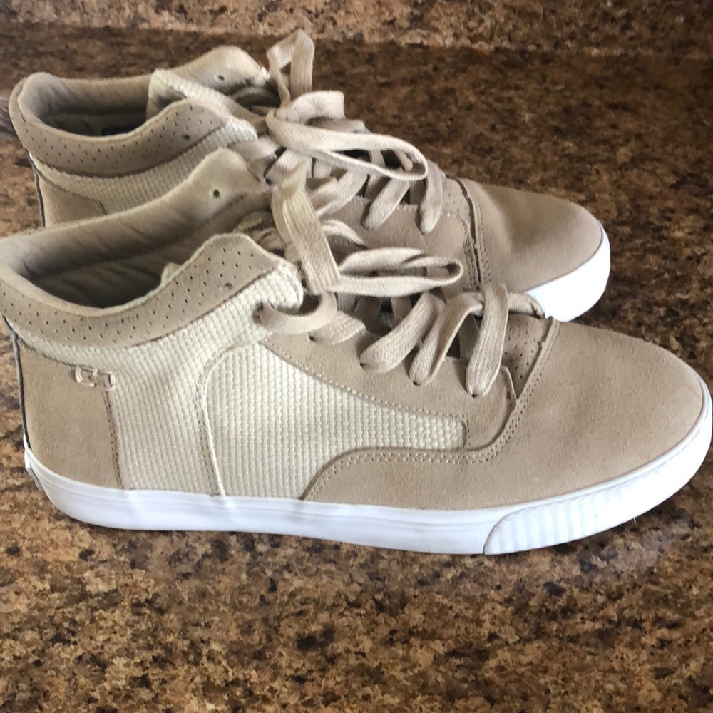 Toms shoes